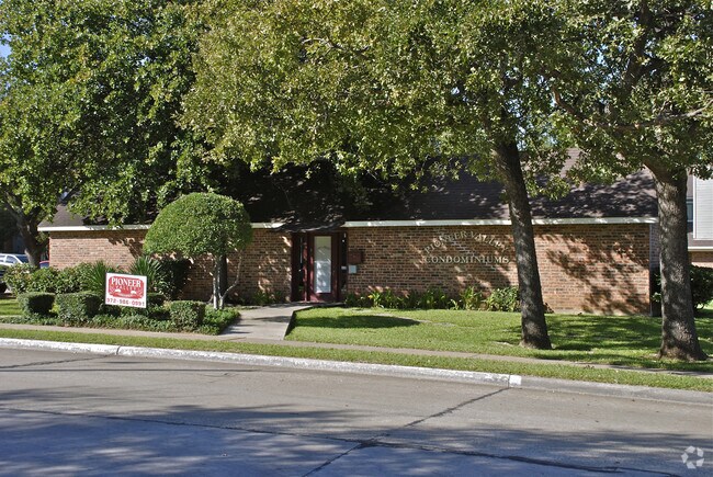 Photo - Pioneer Valley