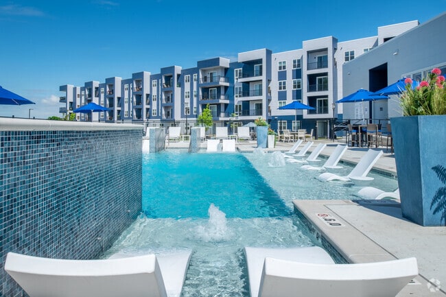 Piscina - Signature Pointe