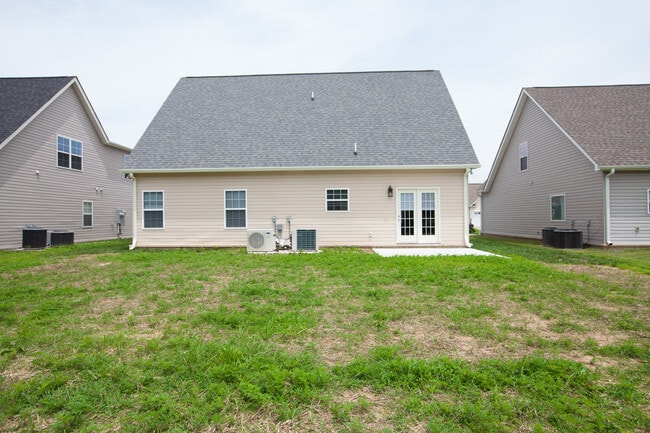 Photo - 2524 Waterhaven Dr