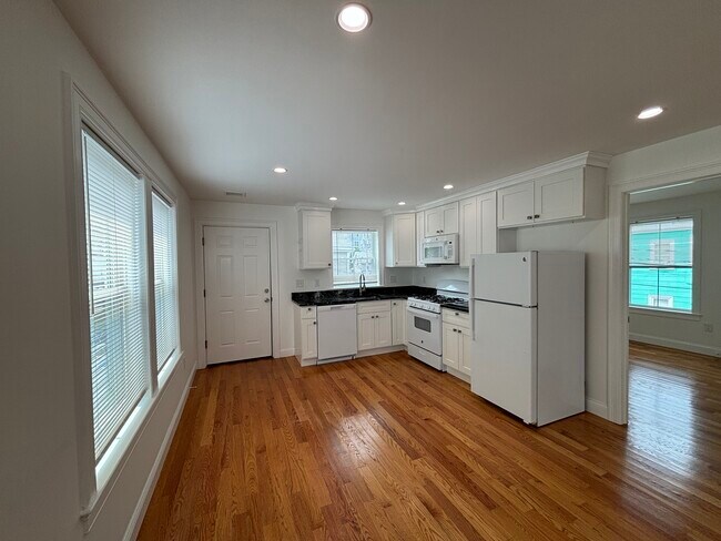 160 Bow St Unit 2