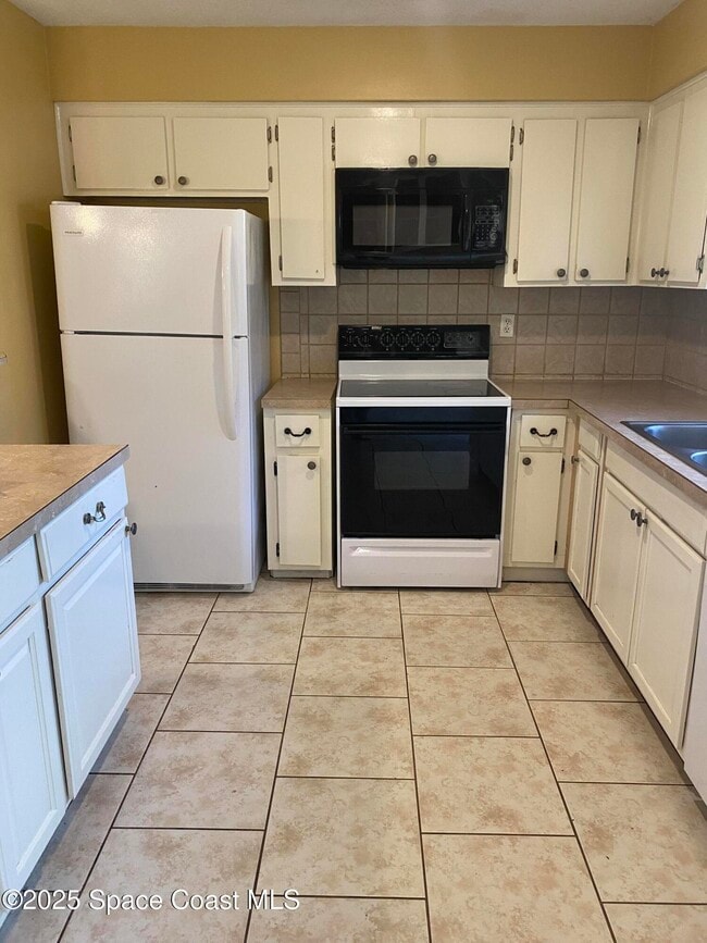 Photo - 3530 Melrose Ave