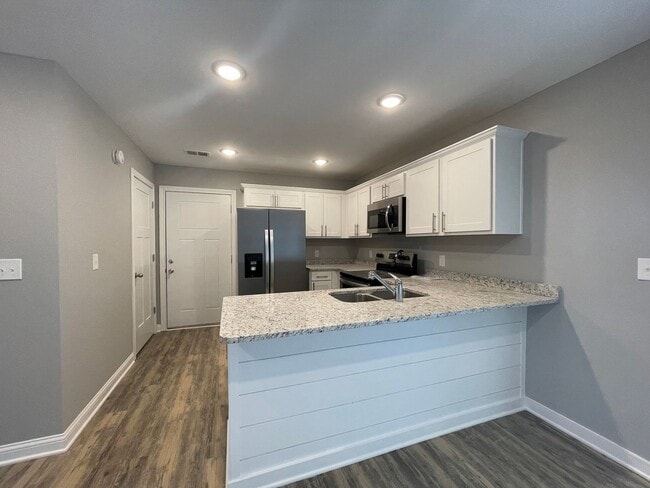 Photo - 107/105 Tucker Ln Unit 105 Tucker Ln