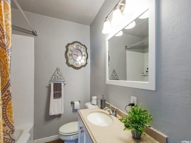 Photo - 161 Claybourne Ave S