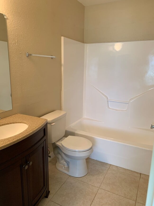 Photo - Newly refreshed spacious 2BD,2BR duplex in Eagle Lake, TX.