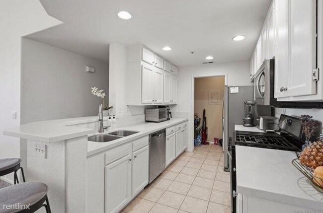 Photo - 3 br, 2 bath Condo - 1344 Paizay Place