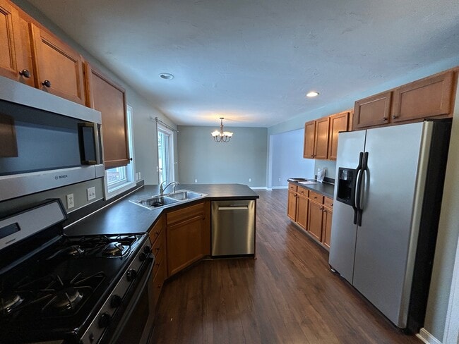 Photo - 1020 Katra Ln