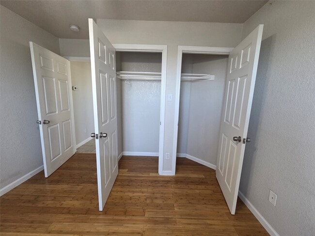 Photo - 5617 Avenue R 1/2