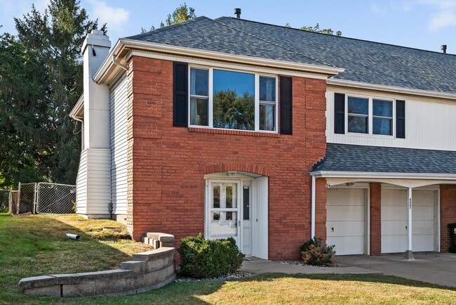 Photo - 6007-6009 N Imperial Drive