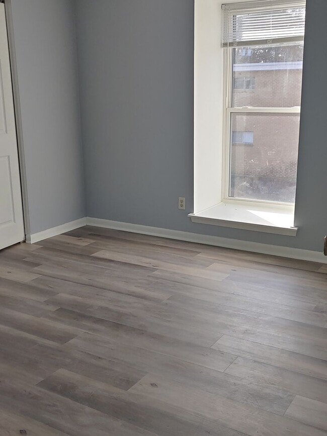 Photo - Jefferson Court