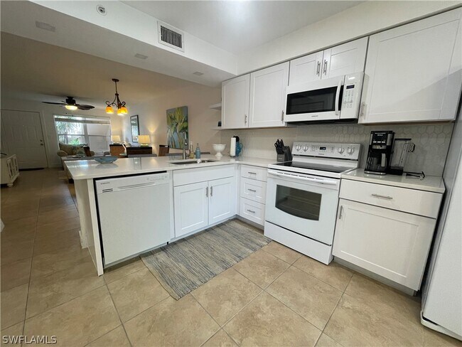 28940 Bermuda Pointe Cir Unit 102