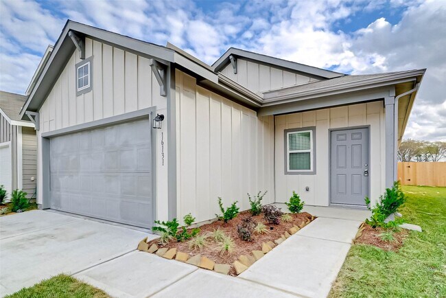 Photo - 16131 Kingfield Haven Dr