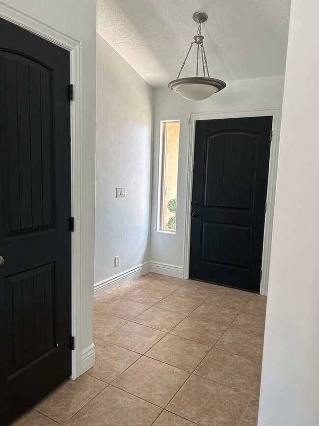 Photo - Charming Spacious Cedar City Home