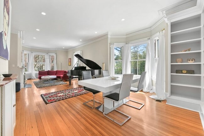 Photo - 38 Lakeview Ave