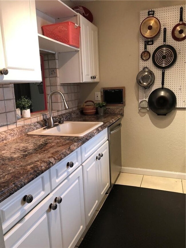 Photo - 7860 NW 50th St Unit 307