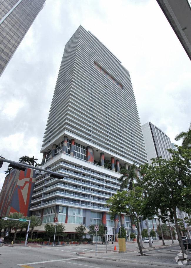 Photo - 50 Biscayne Condos