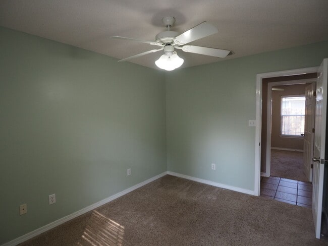 Photo - Gulf Shores Cottage close to park and schools!