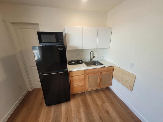 Photo - 1550 Encino Dr
