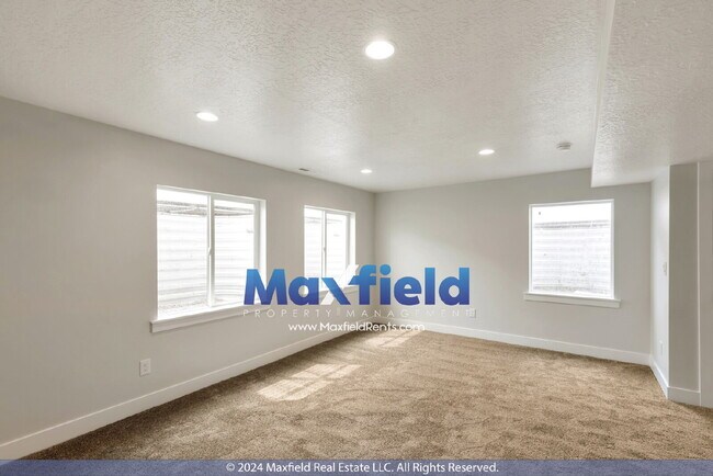 Photo - MODERN TWIN HOME - 4 BD 3.5 BA 2 GA - EV Friendly North Sale Lake /Bountiful Area