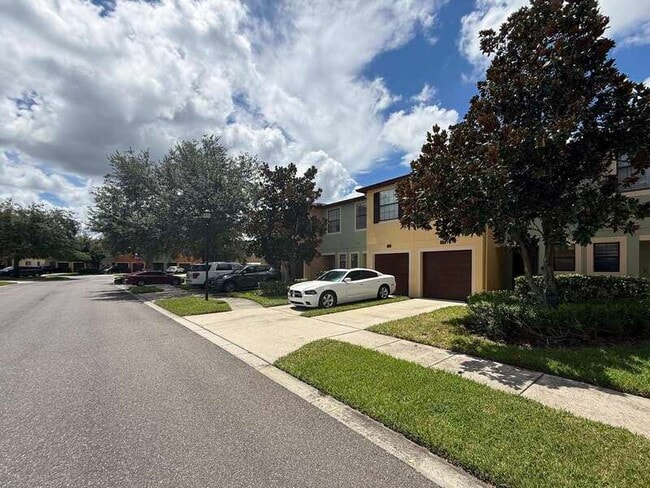 Photo - 2516 Oleander Lakes Dr