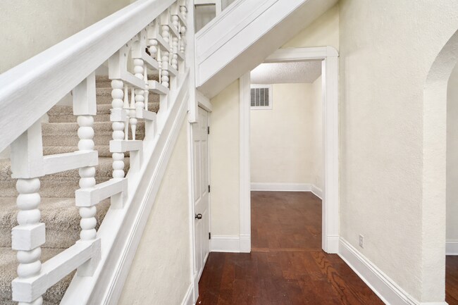 Photo - 2508 Carrollton Ave