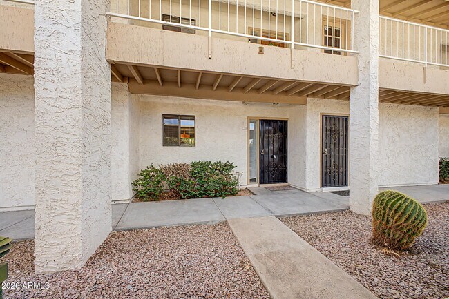Building Photo - 709 S Power Rd Unit 108