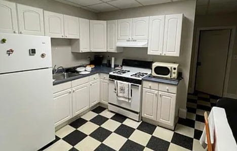 826 Huntington Ave