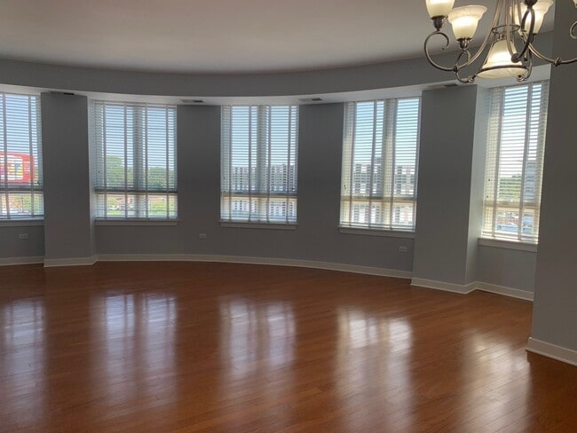 Photo - 6000 N Cicero Ave Unidad 311