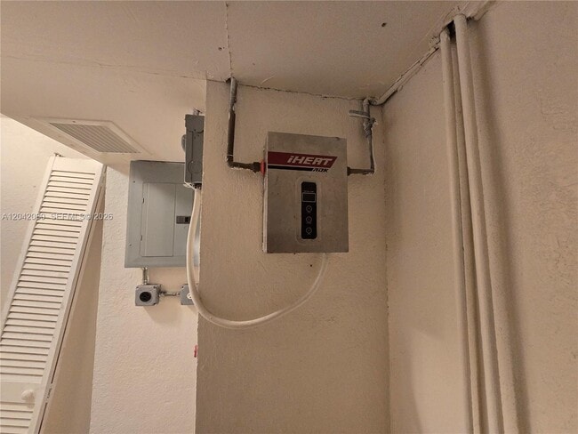Photo - 2203 Taft St Unit B
