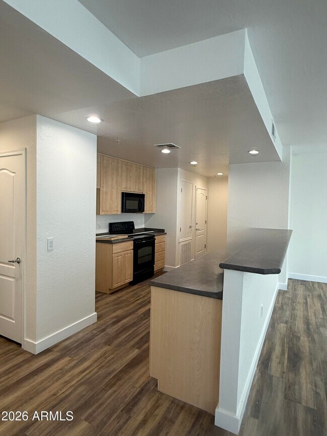 705 W Queen Creek Rd Unit 1127