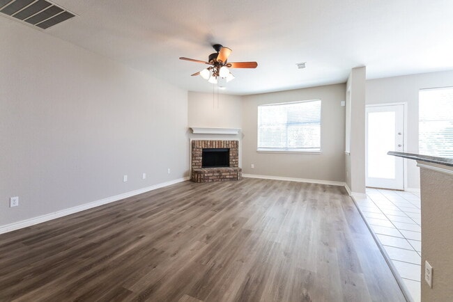 1124 Golden Eagle Ct