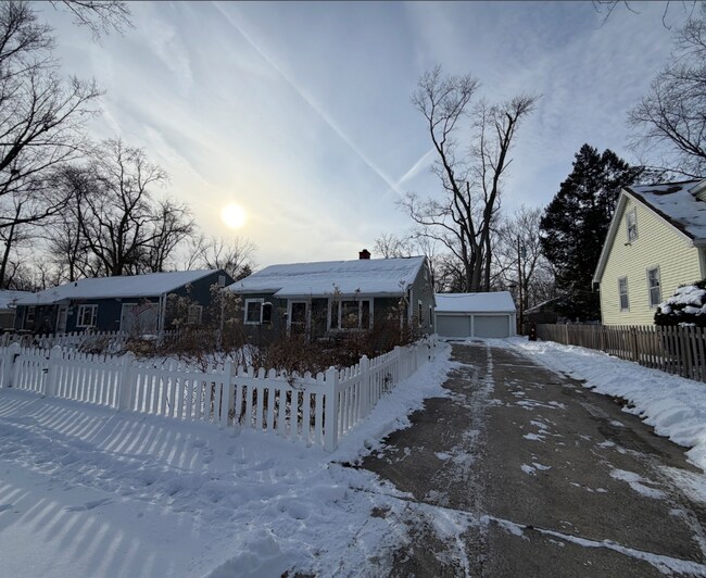 Photo - 1101 S Cottage Grove Ave