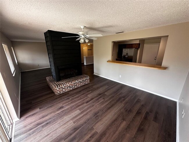 Photo - 321 Redwing Way