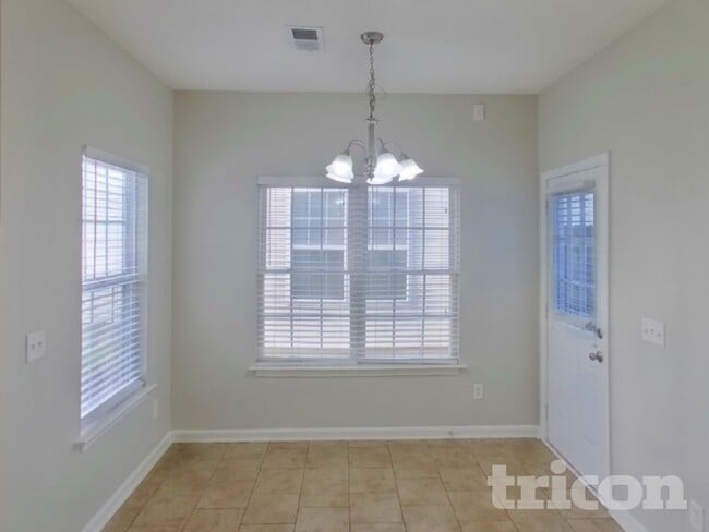 Photo - 2614 Sewanee Pl