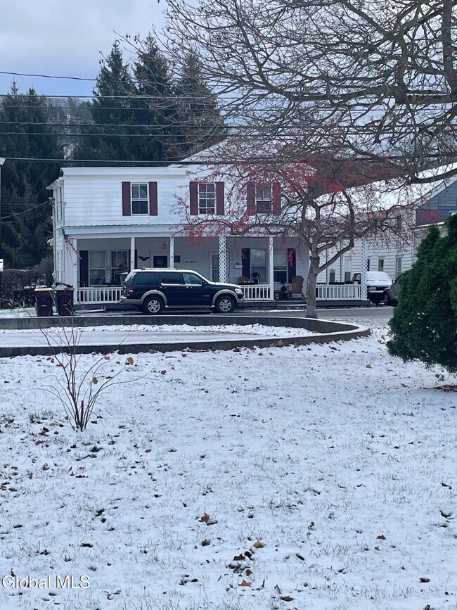 Photo - 140 Wells Ave Unit 3