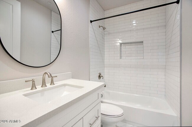 Photo - 4506 N 10th St