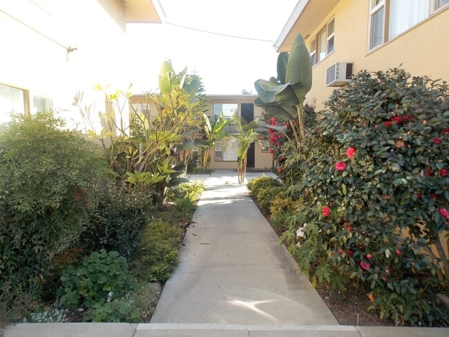 Photo - Huntington Place Apartments