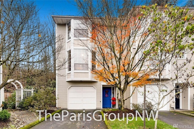 Photo - Beautiful 1622sf Kirkland Townhome