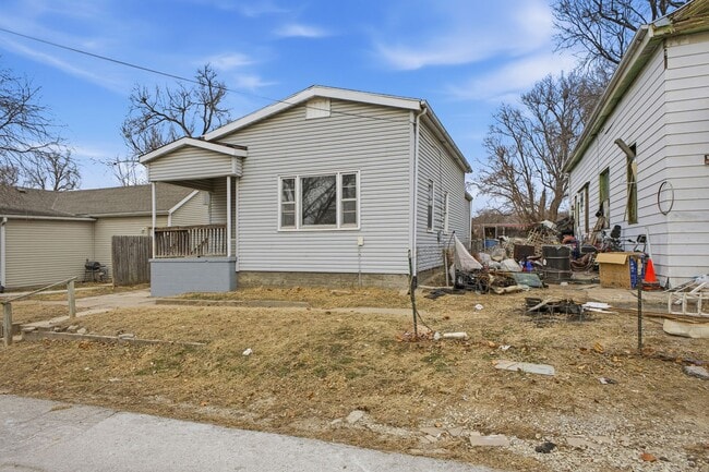 Photo - Cozy 3-Bedroom, 1-Bath Single-Family Home – 1,104 sq ft