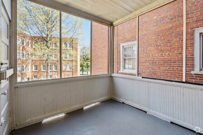1BR, 1BA - 600SF - Patio