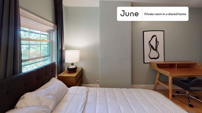 Photo - Room in Shared 7 bed/2.5 bath home Unidad E