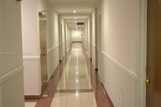 Photo - 2899 Collins Ave Unit 440