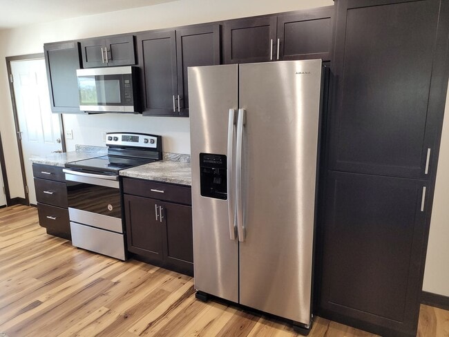 Photo - 5258 Christopher Dr Unit B