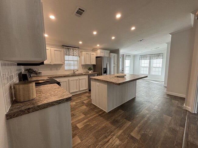 Photo - 1 Kimberly Ct