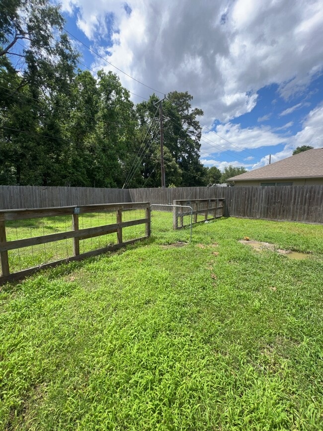 Photo - 24407 Strong Pine Dr