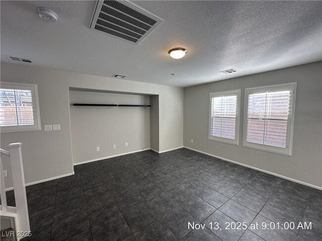 Photo - 179 Desert Pond Ave House