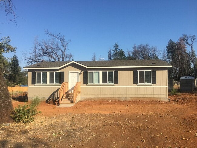Paradise Location with end of road privacy... - Paradise Location with end of road privacy...
