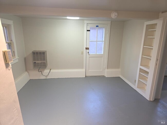 Photo - 420 Howell Mountain Rd