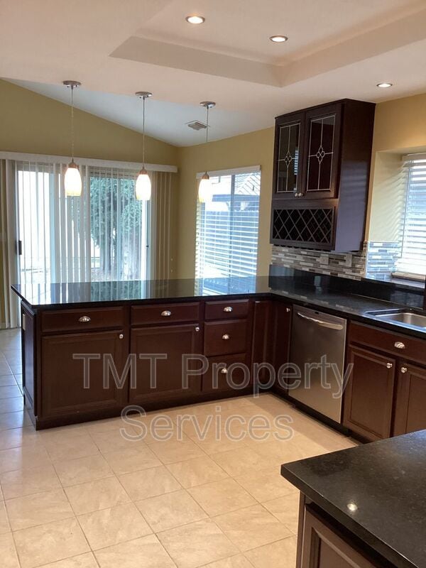 Photo - 7108 Beaver Falls Way