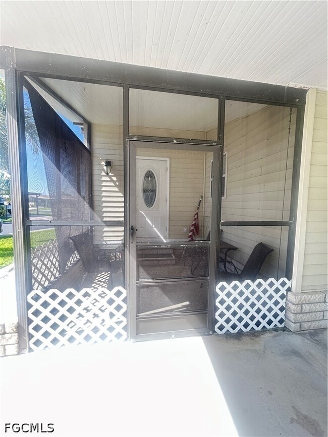 Photo - 611 Sunset Ln
