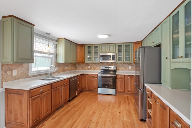 Photo - 8244 Daisy Field Path